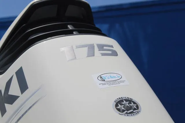 Slide: The Image of Sea Pro 219 Center Console 2018 - 11