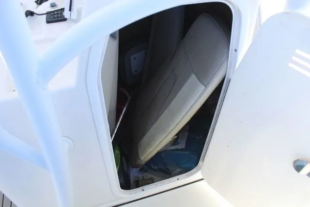 Slide: The Image of Sea Pro 219 Center Console 2018 - 21