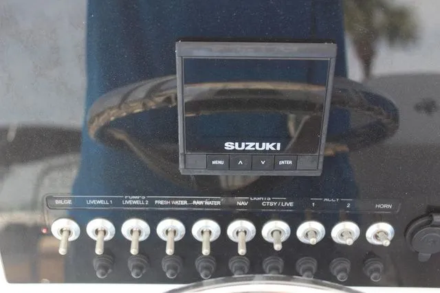 Slide: The Image of Sea Pro 219 Center Console 2018 - 26