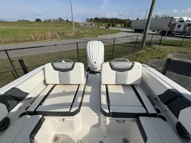 Slide: The Image of Chaparral 250 OSX 2023 - 6