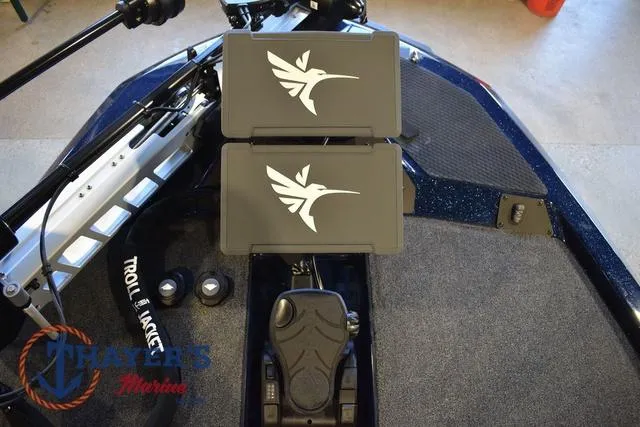 Slide: The Image of Ikon Boats VLX21 2025 - 28