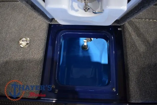 Slide: The Image of Ikon Boats VLX21 2025 - 38