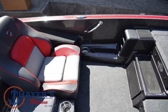 Slide: The Image of Triton 18 TrX 2025 - 17