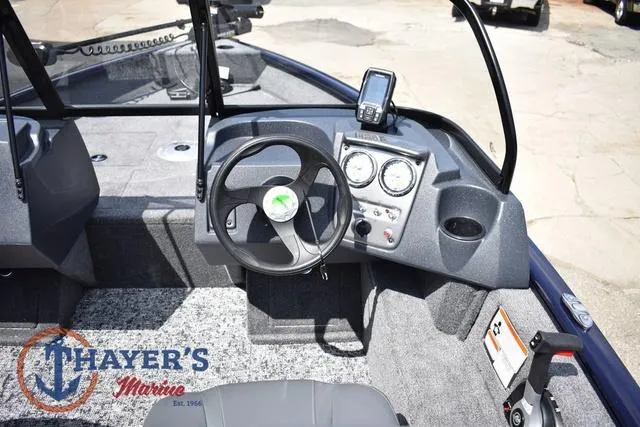 Slide: The Image of Tracker Pro Guide V-16 WT 2025 - 11