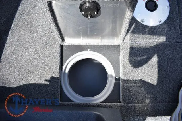 Slide: The Image of Tracker Pro Guide V-16 WT 2025 - 23