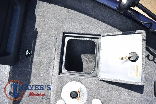 Slide: The Image of Tracker Pro Guide V-16 WT 2025 - 24