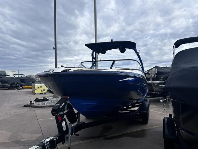 Slide: The Image of 2020 Yamaha AR210 boat on trailer under cloudy sky. - 7