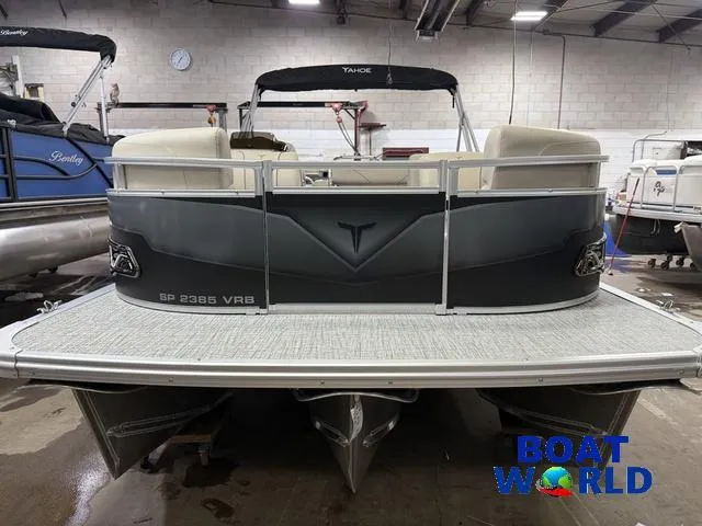 Slide: The Image of Tahoe Sport 2385 Swingback (VRB) Tritoon & Honda 4-Strok 2025 - 36