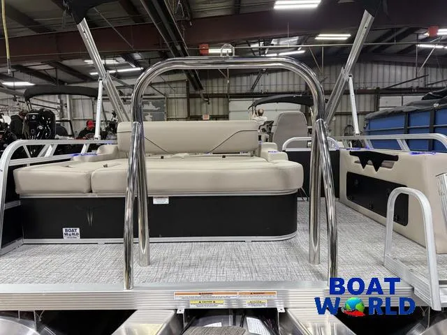 Slide: The Image of Tahoe Sport 2385 Swingback (VRB) Tritoon & Honda 4-Strok 2025 - 45