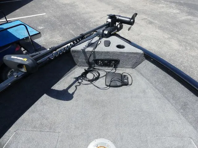 Slide: The Image of 2019 Tracker Pro Guide™ V-165 WT boat deck with trolling motor and control panel. - 14