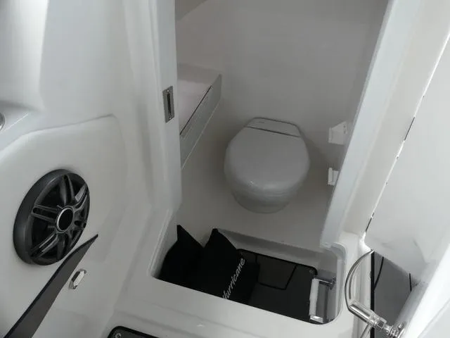 Slide: The Image of Hurricane SD2600-OB 2025 - 17