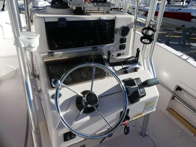 Slide: The Image of Grady-White 209CC 1998 - 8