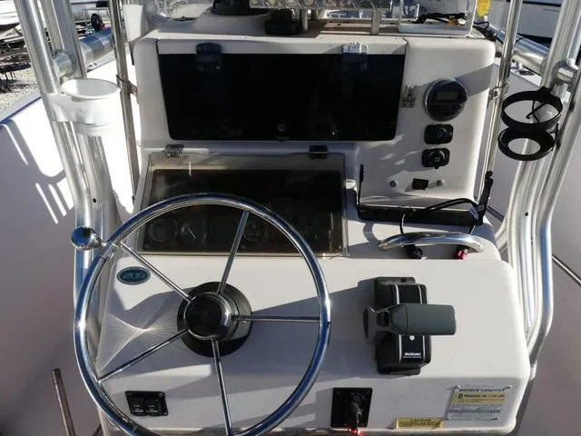 Slide: The Image of Grady-White 209CC 1998 - 9