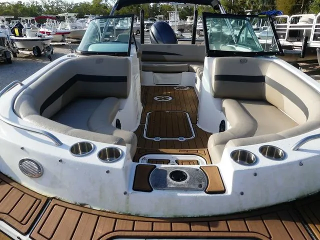 Slide: The Image of Hurricane SunDeck 187 OB 2021 - 8