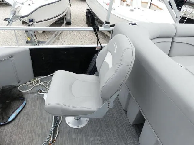 Slide: The Image of Bennington 20 SF 2023 - 11