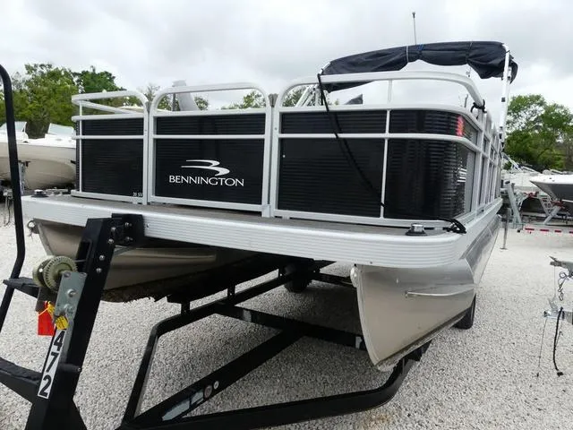 Slide: The Image of Bennington 20 SF 2023 - 3