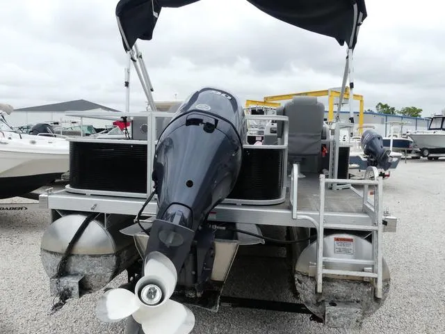 Slide: The Image of Bennington 20 SF 2023 - 6