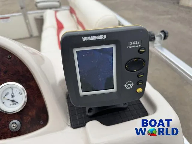 Slide: The Image of 2006 Sun Tracker Party Barge 20 Pontoon with Humminbird 141c fishfinder display. - 21