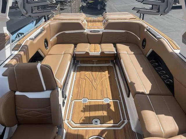 Slide: The Image of Supra SE550 2025 - 10