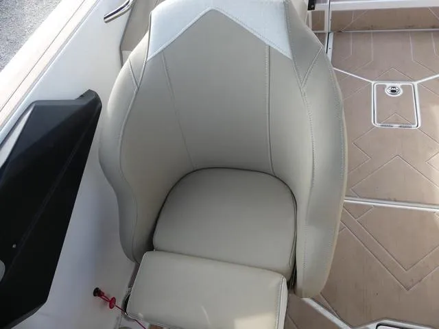 Slide: The Image of Supreme SUPREME S220 2023 - 10