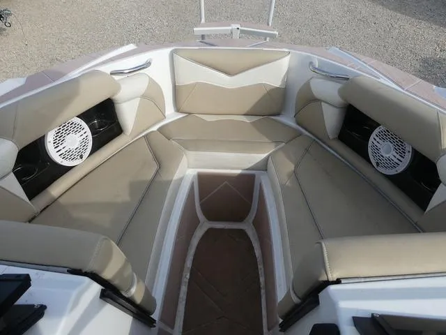 Slide: The Image of Supreme SUPREME S220 2023 - 8