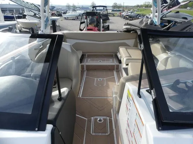 Slide: The Image of Supreme SUPREME S220 2023 - 9