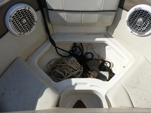 Slide: The Image of Sea Ray SLX 2012 - 12