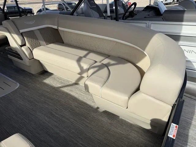 Slide: The Image of Bennington M Quad Bench 24 MFB 2025 - 4