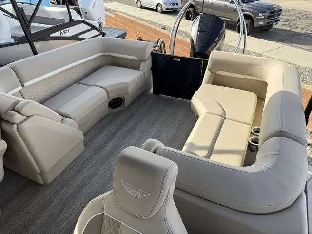 Slide: The Image of Bennington M Quad Bench 24 MFB 2025 - 8