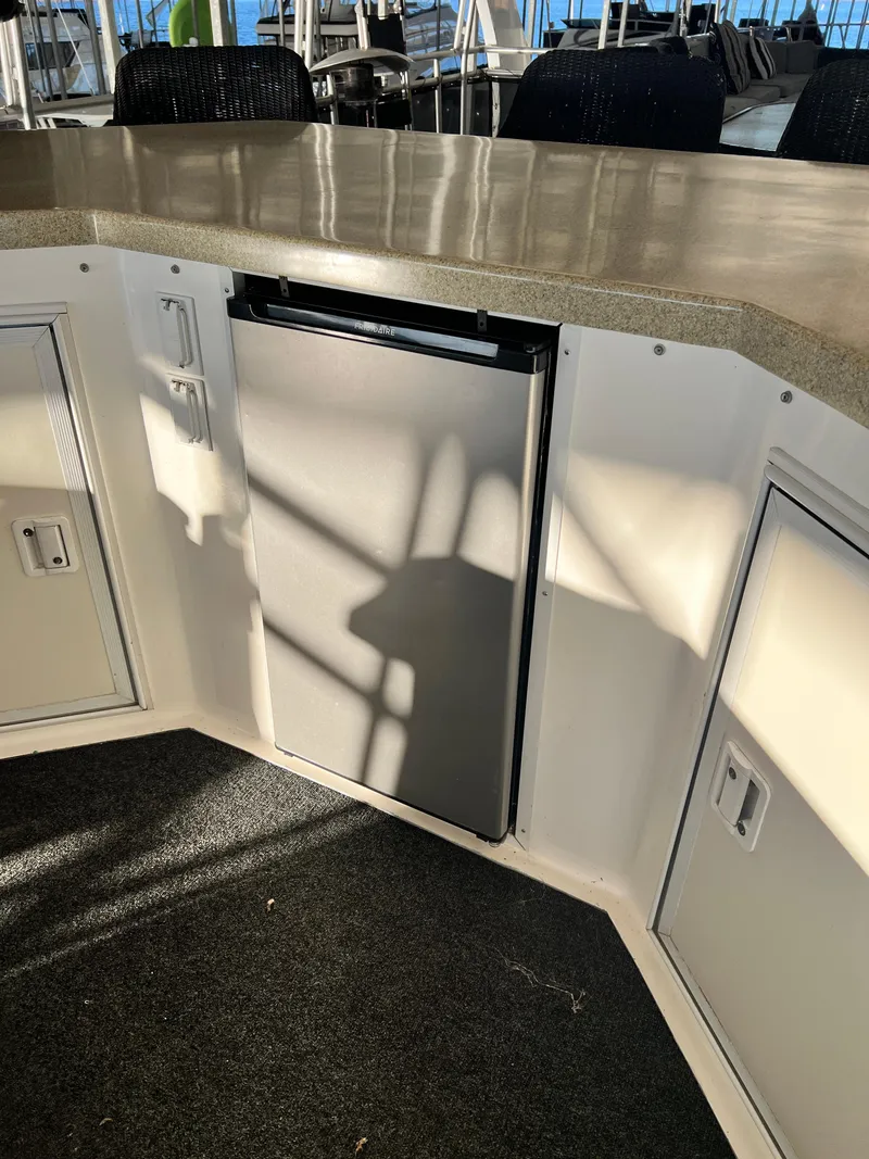 Slide: The Image of Sumerset 90x18 Houseboat 2005 - 43