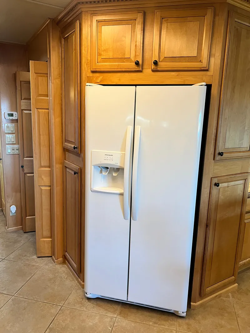 Slide: The Image of Sumerset 90x18 Houseboat 2005 - 9