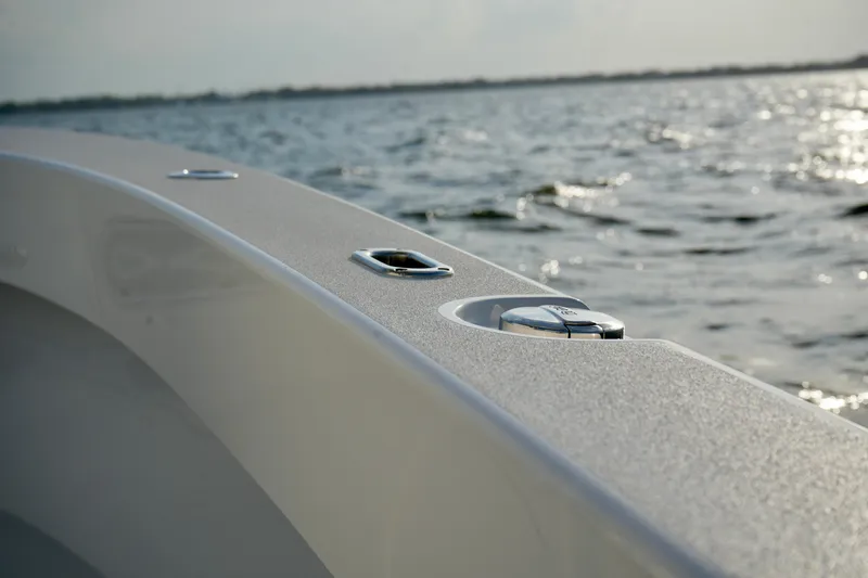 Slide: The Image of Reef Runner 23 - Deck Equipment - 29