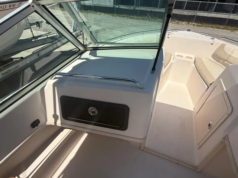 Slide: The Image of Grady-White Freedom 192 2011 - 60