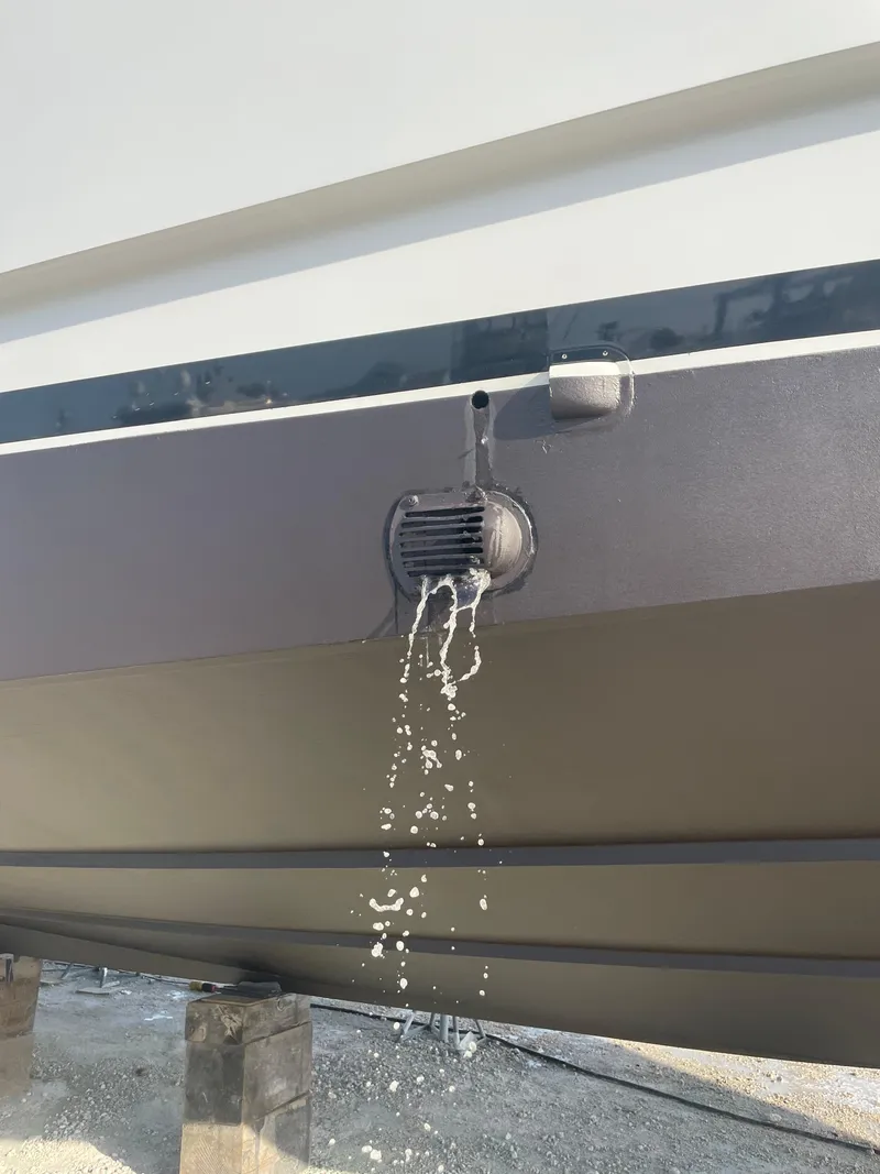 Slide: The Image of Hatteras 80 Motor Yacht 2005 - 83