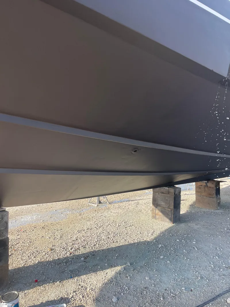 Slide: The Image of Hatteras 80 Motor Yacht 2005 - 90