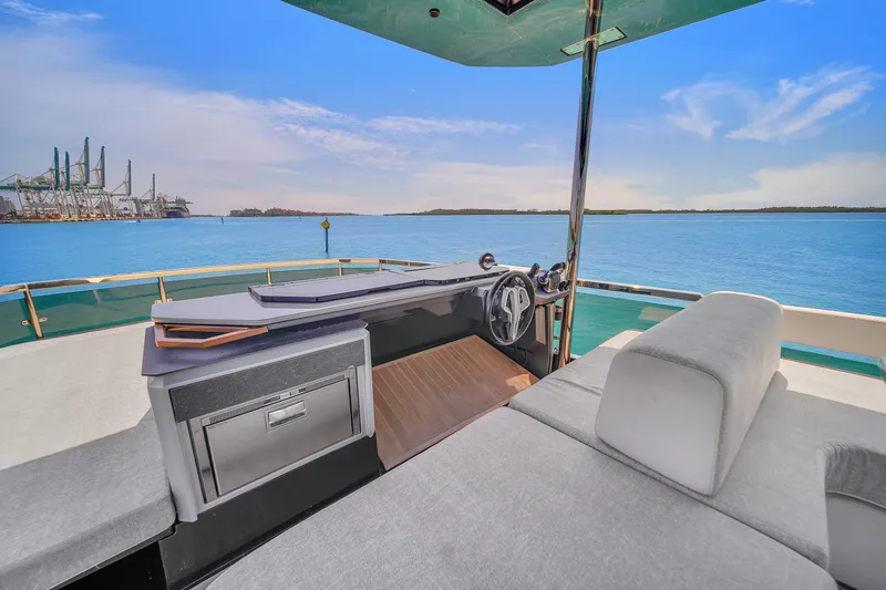 Slide: The Image of Explorer 62 2021 - 52