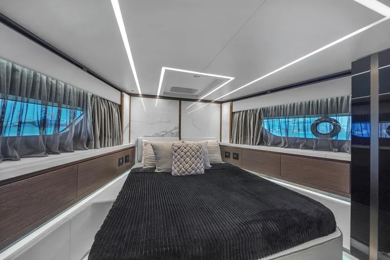 Slide: The Image of Explorer 62 2021 - 61