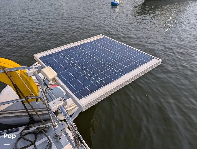 Slide: The Image of 1987 J Boats j35 for sale in Pocasset, MA - 15