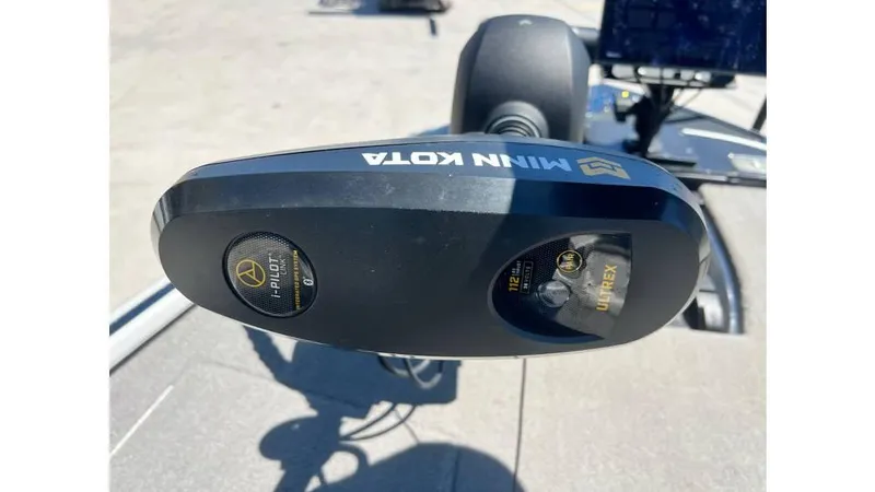 Slide: The Image of Minn Kota motor on 2017 Nitro Z19 boat, featuring i-Pilot and Ulterra technology. - 10