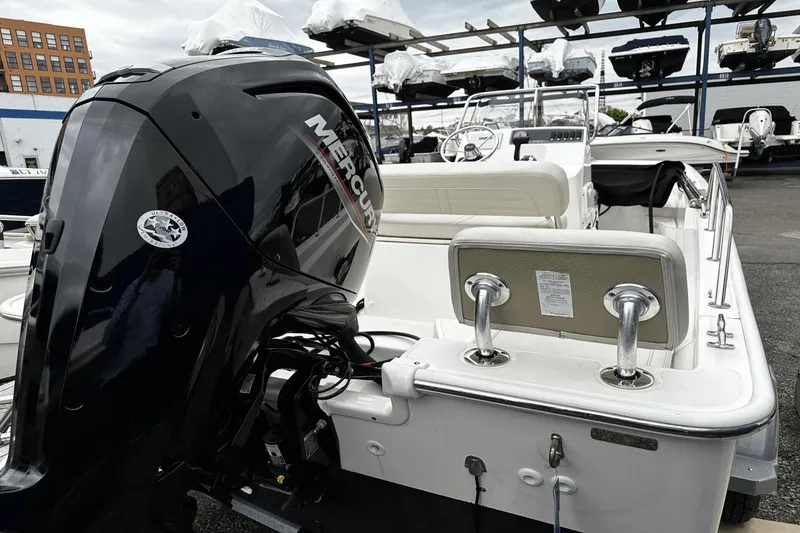 Slide: The Image of Boston Whaler 170 Montauk 2023 - 3
