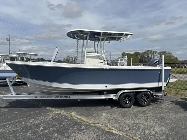 Slide: The Image of Parker Marine 23 Special Edition 2025 - 3