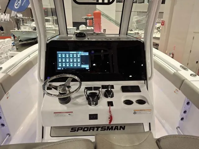 Slide: The Image of Sportsman Open 302 2025 - 50