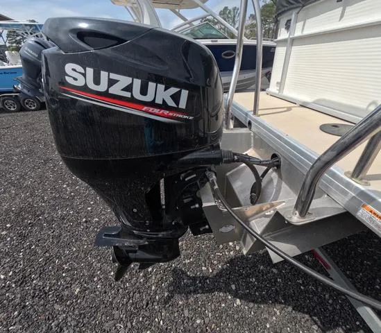 Slide: The Image of Suzuki outboard motor on 2018 Sweetwater SW 2086 C boat, fresh water use only. - 13