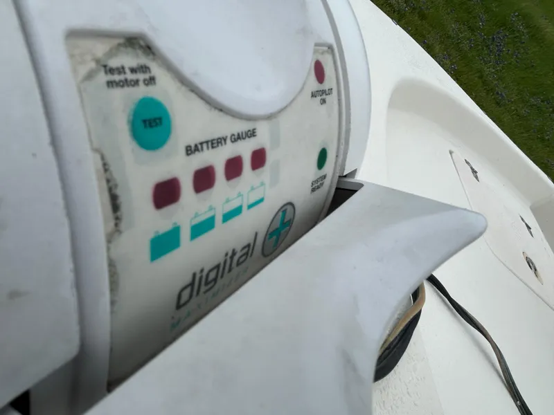 Slide: The Image of Battery gauge on 2017 Carolina Skiff JVX Pre-Rig Series 18 boat dashboard. - 10