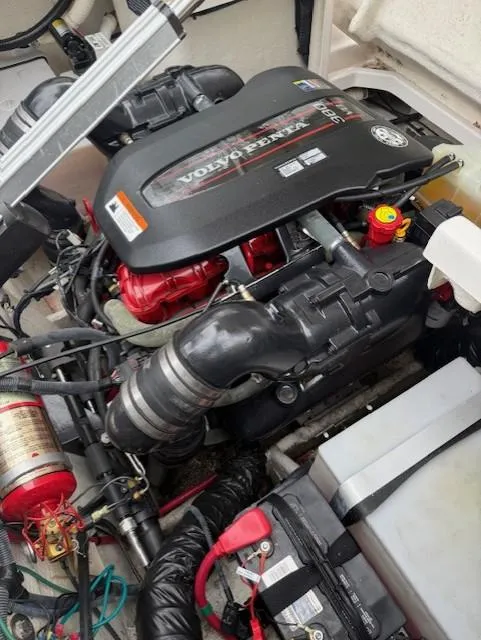 Slide: The Image of Engine compartment of a 2013 Regal 2700 Bowrider with Volvo Penta engine. - 45