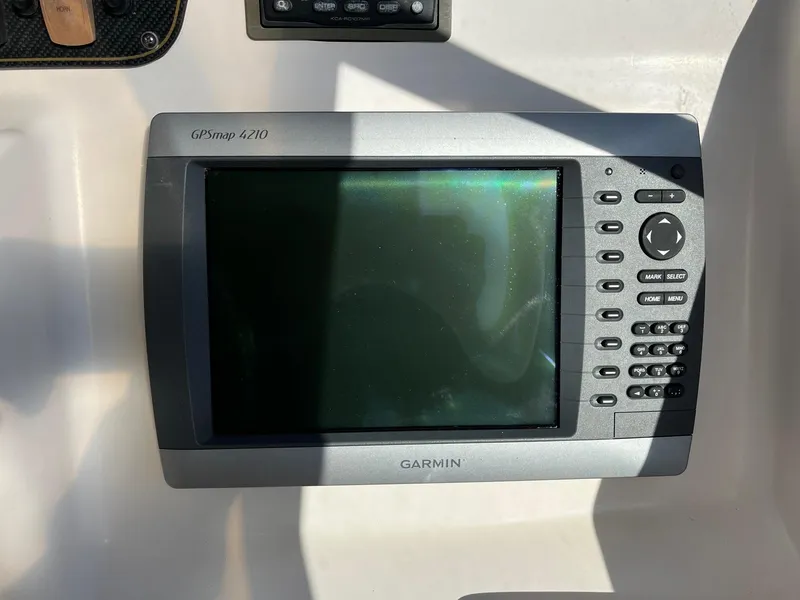 Slide: The Image of Grady-White Freedom 255 2011 - 20