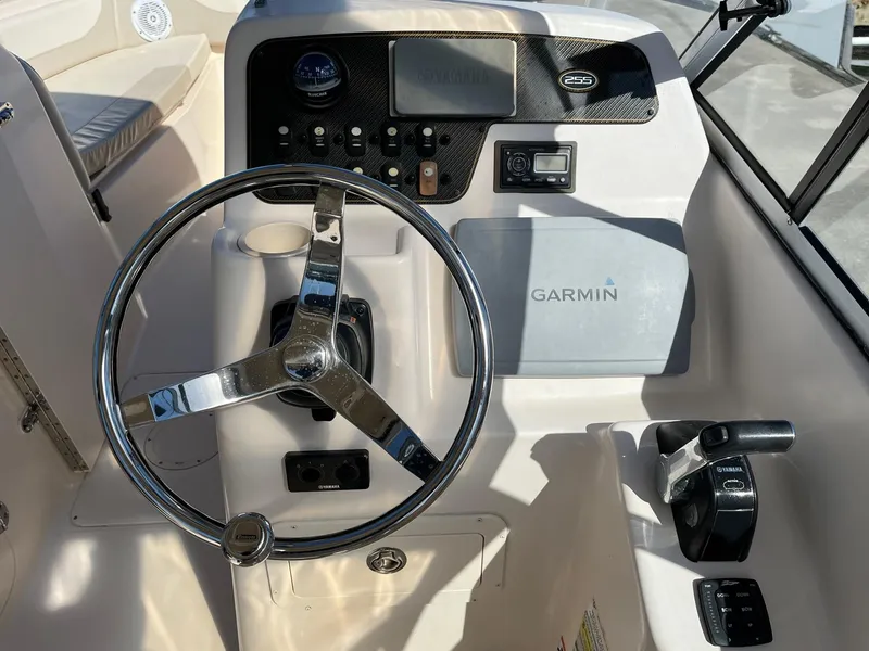 Slide: The Image of Grady-White Freedom 255 2011 - 8