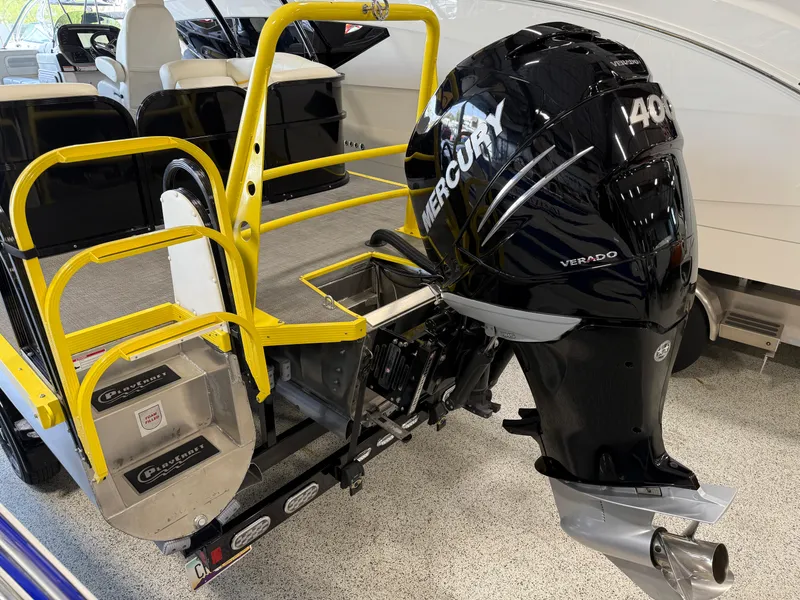 Slide: The Image of 2021 PlayCraft Infinity 2900 with Mercury 400 Verado outboard motor, yellow safety rails. - 23