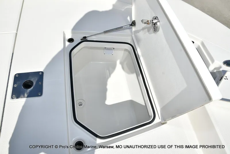 Slide: The Image of Ranger 2360 Bay 2023 - 56