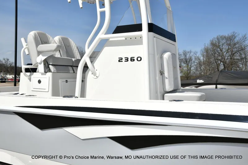 Slide: The Image of Ranger 2360 Bay 2023 - 86